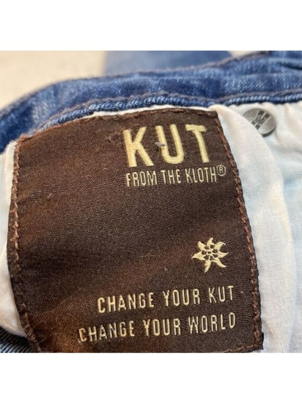 Kut From The Kloth Womens Distressed Blue Denim Jeans Size 4 Mid-Rise Casual Sty - Picture 2 of 7